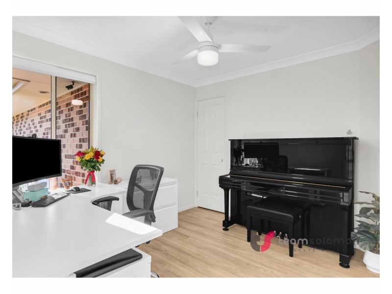 4 Highland Street, Redland Bay QLD 4165