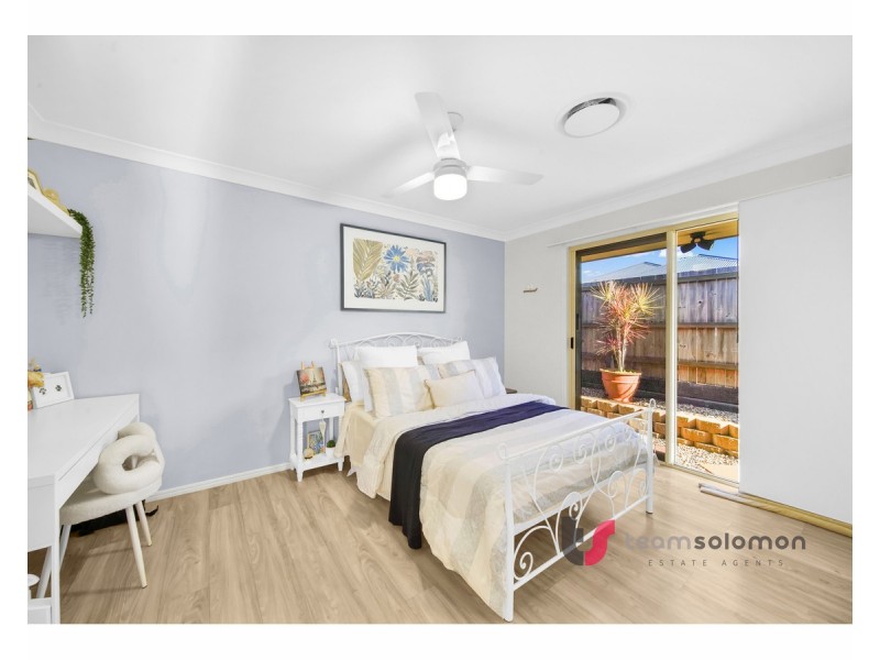 4 Highland Street, Redland Bay QLD 4165