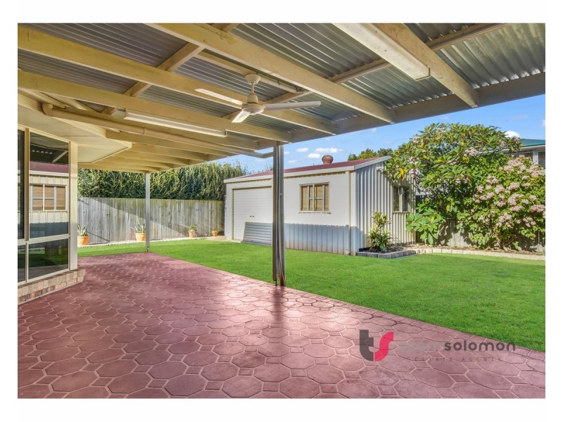 4 Highland Street, Redland Bay QLD 4165