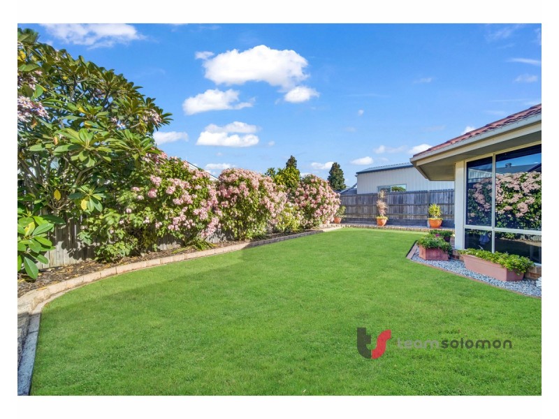 4 Highland Street, Redland Bay QLD 4165