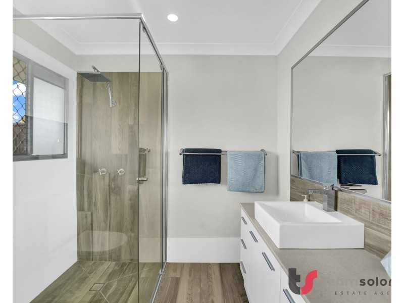8 Mulberry Court, Victoria Point QLD 4165