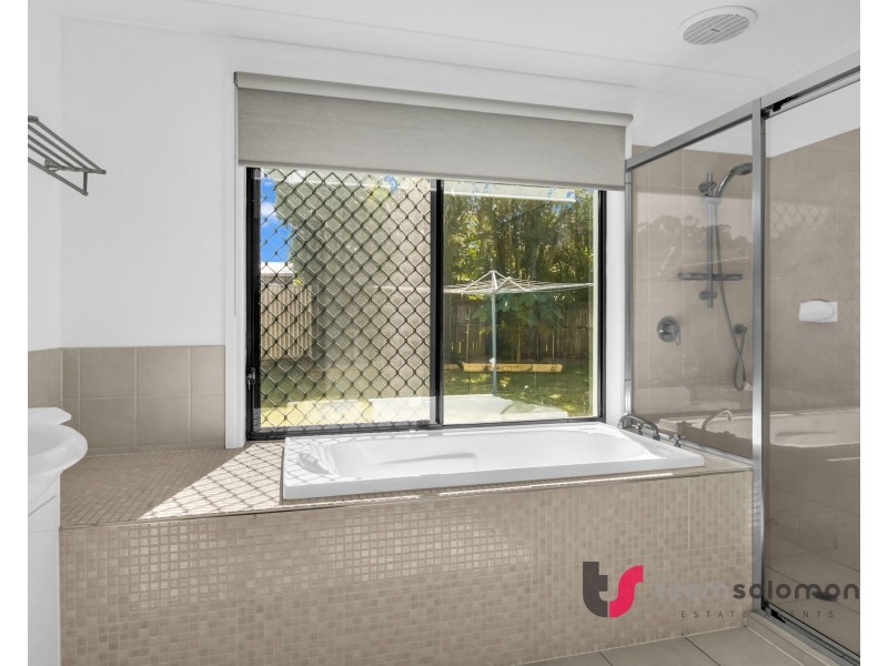28 Seabrae Drive, Redland Bay QLD 4165