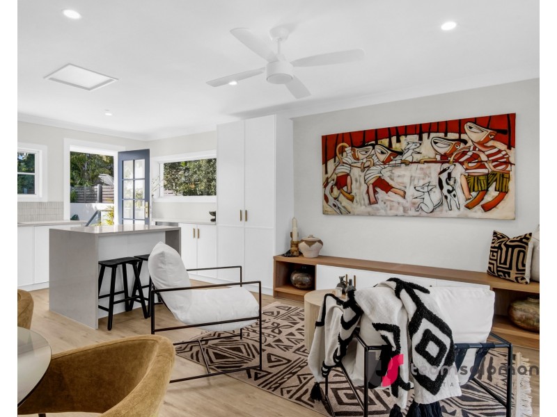 16 Weinam Street, Redland Bay QLD 4165