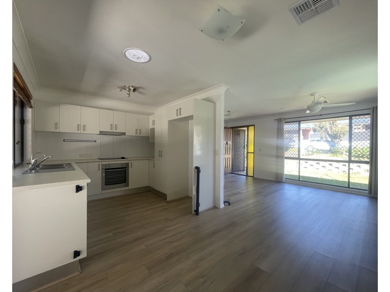 2 Weymouth Street, Alexandra Hills QLD 4161