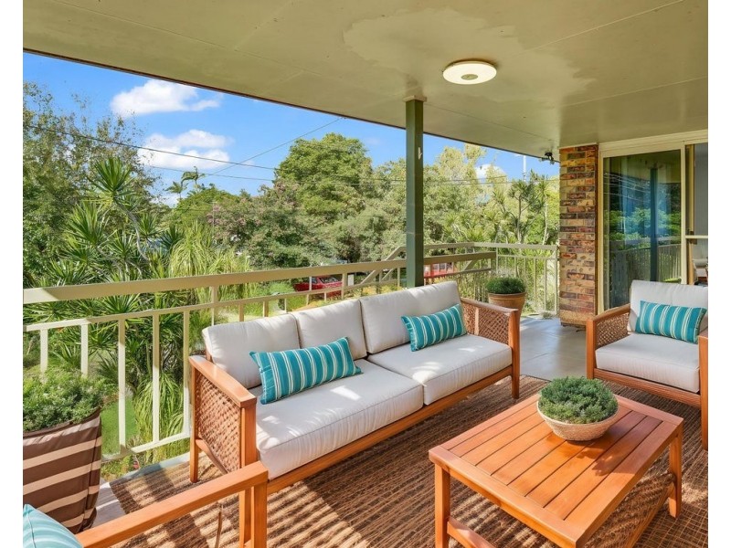 3 Pullen Street, Coochiemudlo Island QLD 4184