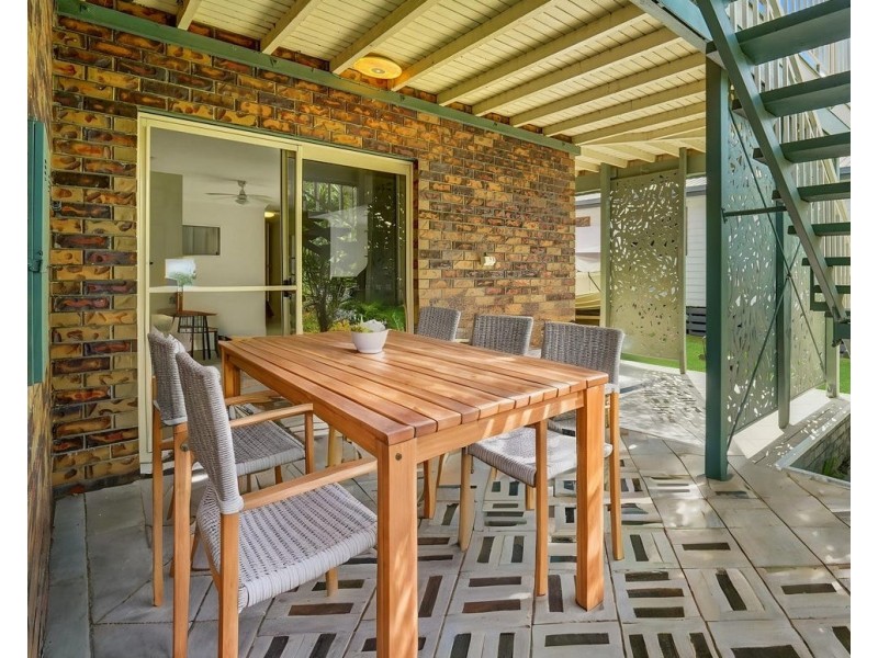 3 Pullen Street, Coochiemudlo Island QLD 4184