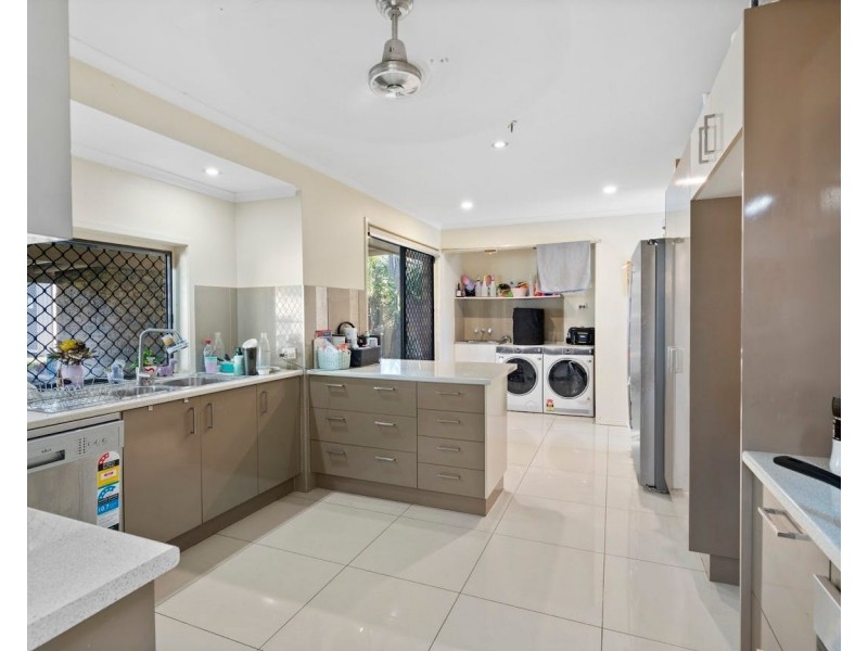 19 Magnolia Parade, Victoria Point QLD 4165