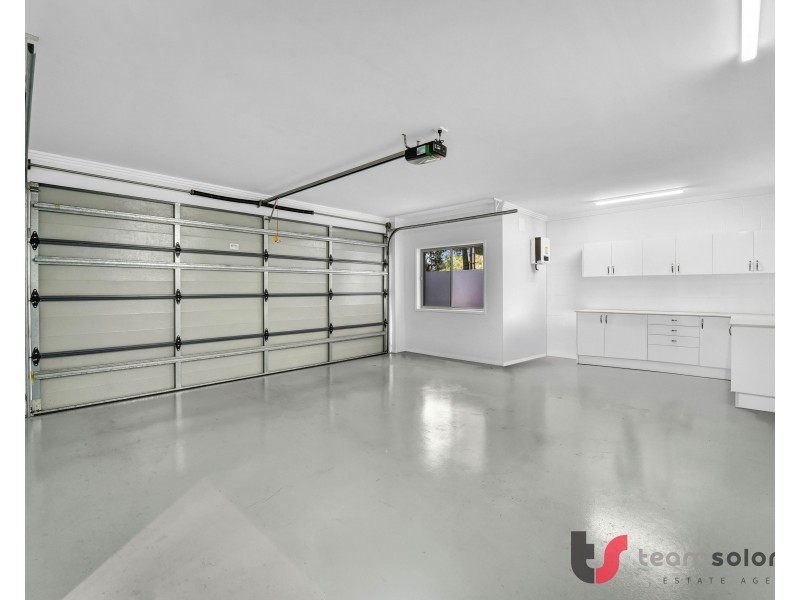 41 Nelson Place, Carindale QLD 4152