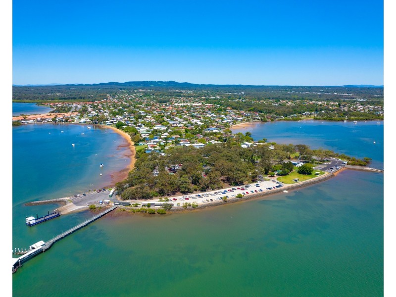 33 Waratah Avenue, Victoria Point QLD 4165