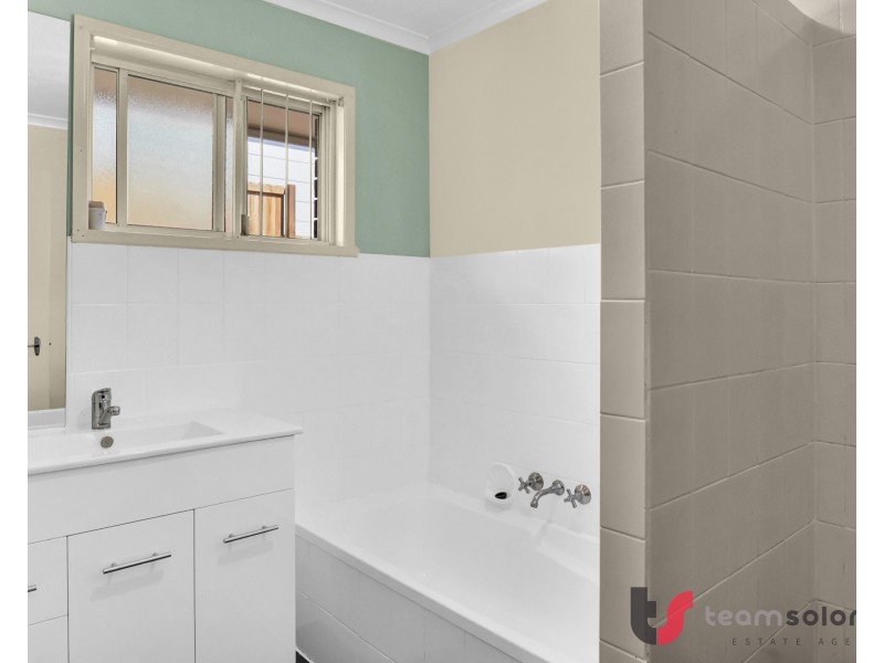 33 Waratah Avenue, Victoria Point QLD 4165