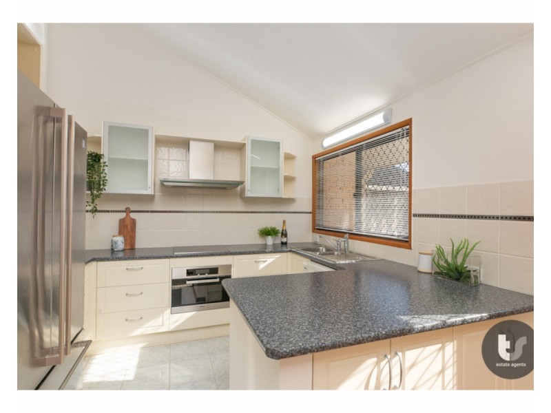3/7 Thompson Street, Victoria Point QLD 4165