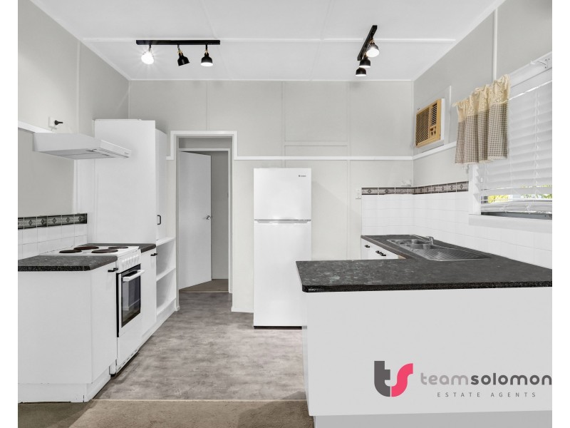 49 Esplanade, Deception Bay QLD 4508