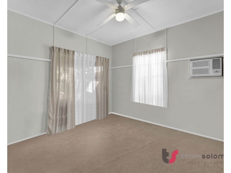 49 Esplanade, Deception Bay QLD 4508