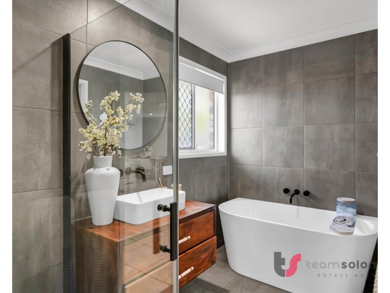 52 Kiewa Drive, Loganholme QLD 4129
