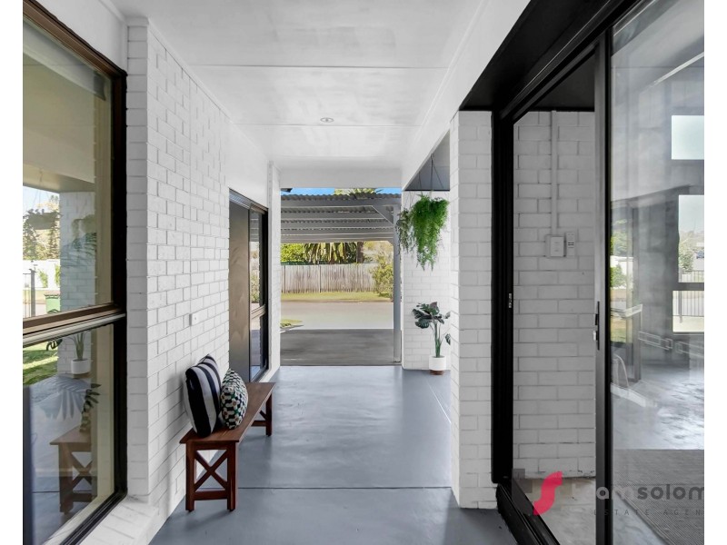 2 Chestnut Crs, Victoria Point QLD 4165
