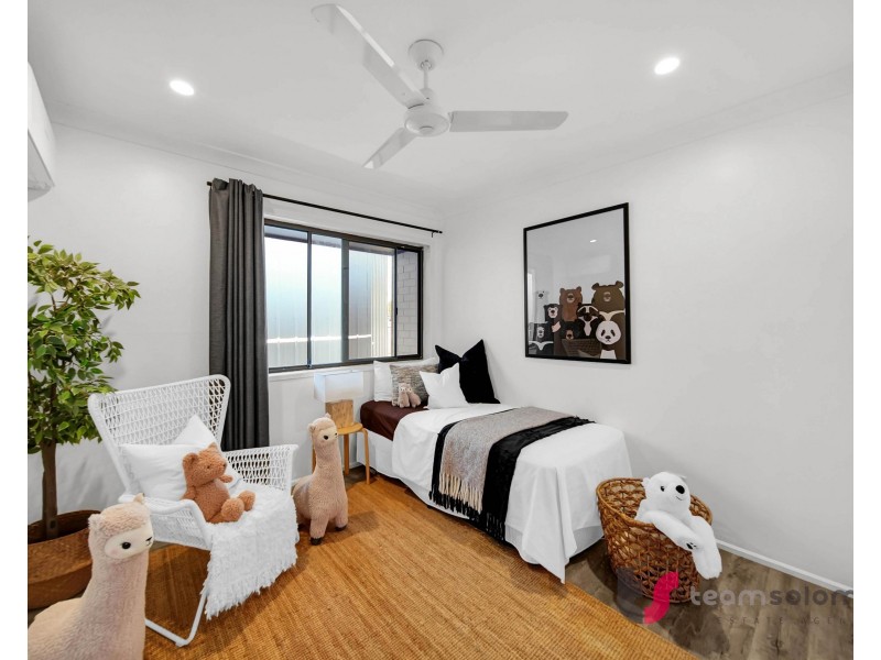 2 Chestnut Crs, Victoria Point QLD 4165