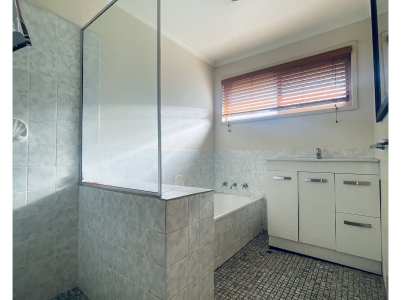 13 Magnolia Parade, Victoria Point QLD 4165