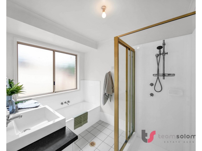 72 Sunshine Drive, Cleveland QLD 4163