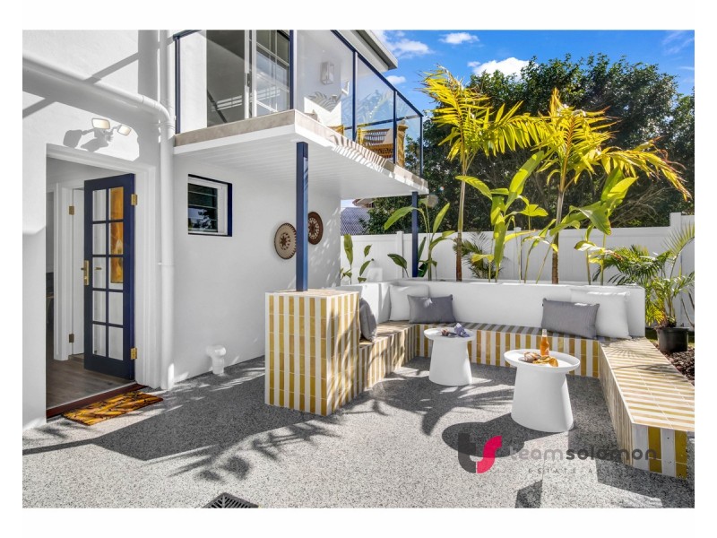 16 Weinam Street, Redland Bay QLD 4165