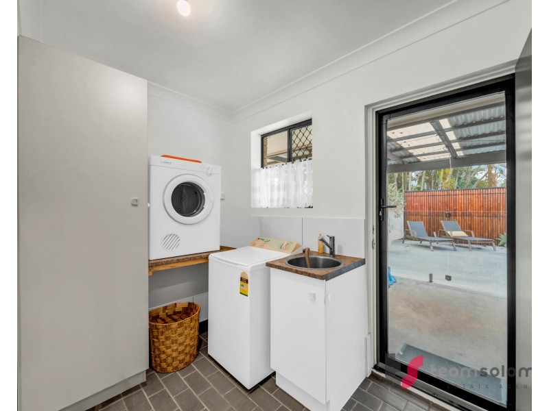 1 Hanlon Street, Tanah Merah QLD 4128