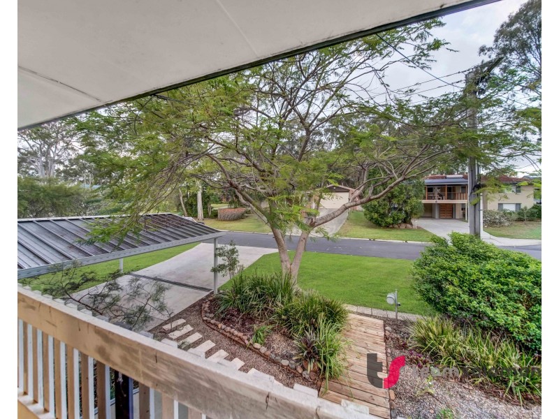 8 Bovingdon Street, Birkdale QLD 4159