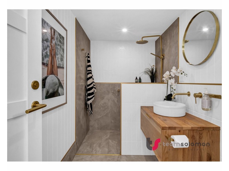 16a Weinam Street, Redland Bay QLD 4165