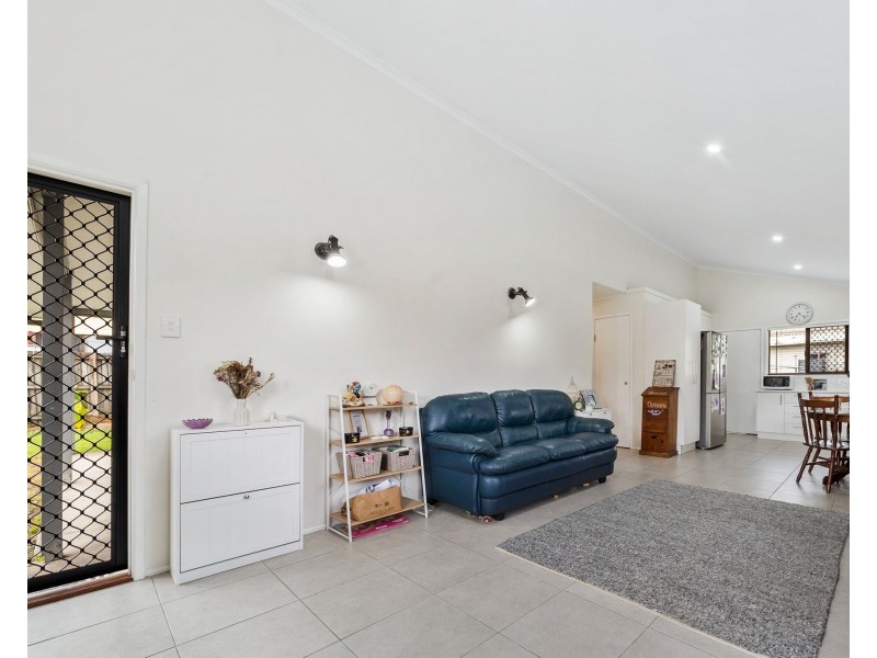 31 Monash Road, Loganlea QLD 4131