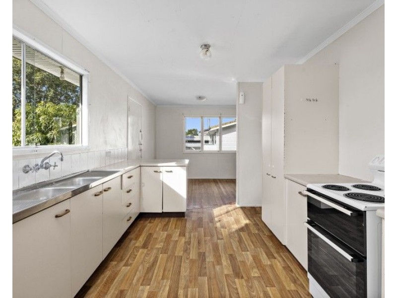 30 Sallows Street, Alexandra Hills QLD 4161