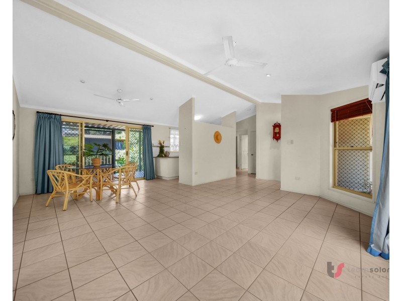 16 Marroo St,, Coochiemudlo Island QLD 4184
