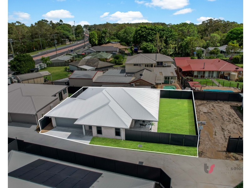 4 Anita Street, Redland Bay QLD 4165
