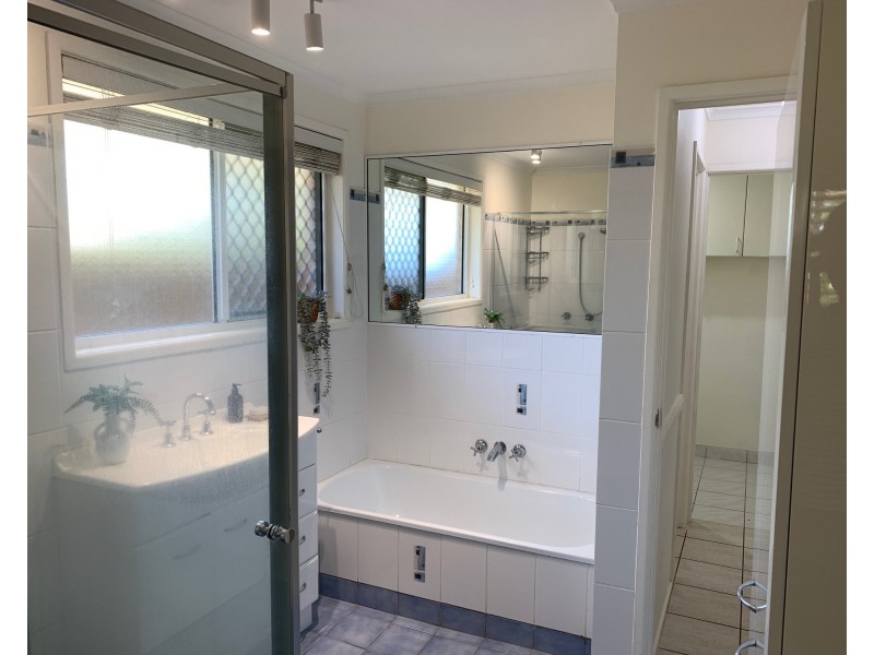 83 Sycamore Pde,, Victoria Point QLD 4165
