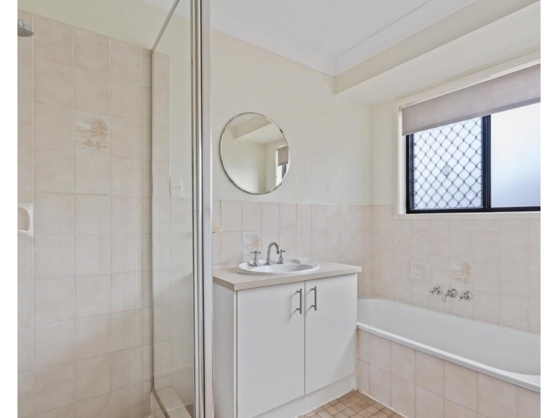 238 Main Street, Redland Bay QLD 4165