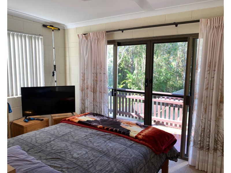 12 Victoria Parade, Coochiemudlo Island QLD 4184