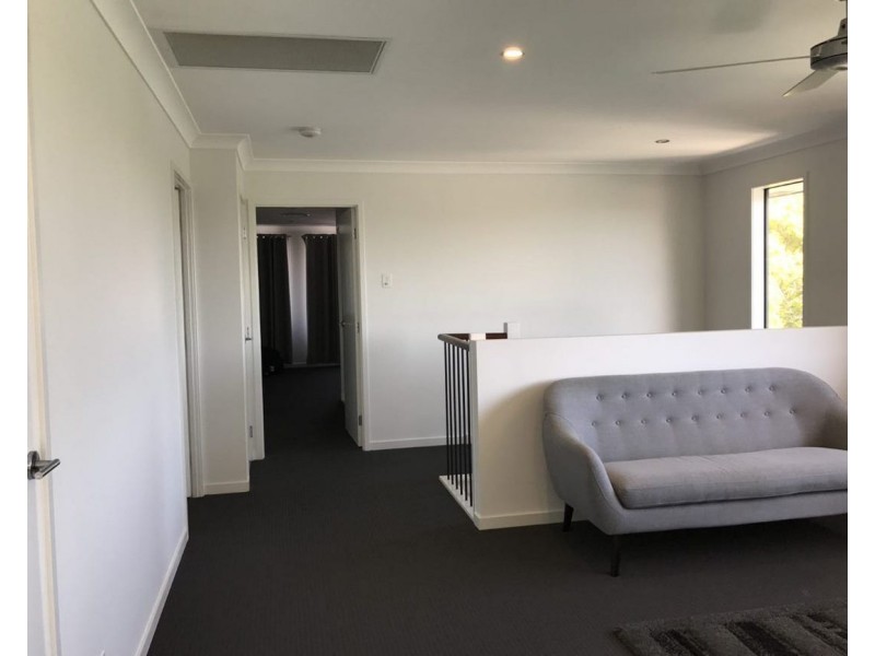 1a Elmhurst Street, Capalaba QLD 4157