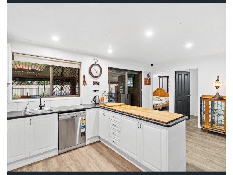 22 Furzer Street, Browns Plains QLD 4118
