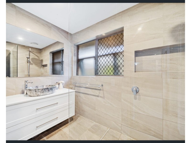 22 Furzer Street, Browns Plains QLD 4118