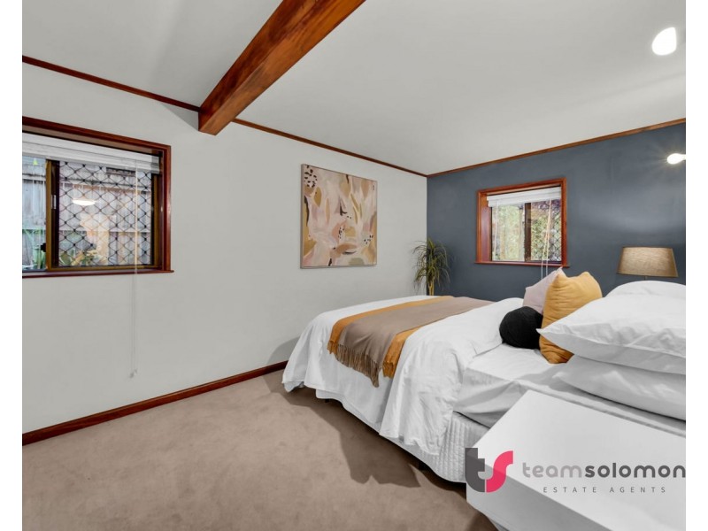 8b Bovingdon Street, Birkdale QLD 4159