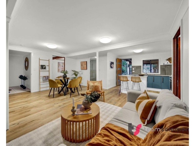 8b Bovingdon Street, Birkdale QLD 4159
