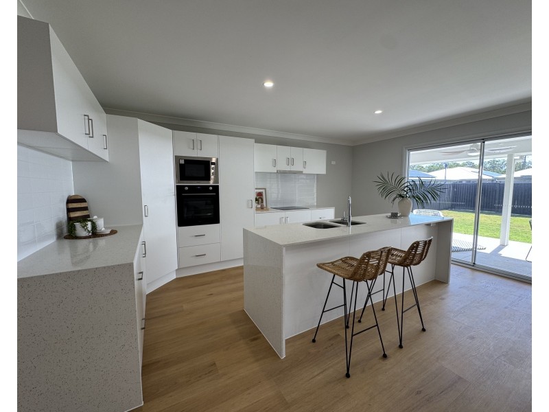 6 Anita St (Lot 30), Redland Bay QLD 4165