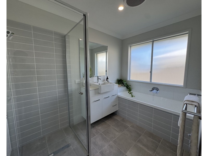 6 Anita St (Lot 30), Redland Bay QLD 4165