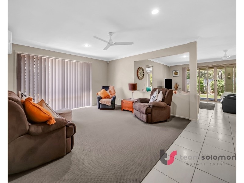 49 Aqua Crescent, Redland Bay QLD 4165