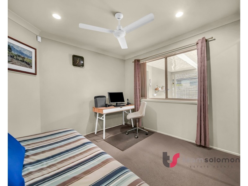 49 Aqua Crescent, Redland Bay QLD 4165