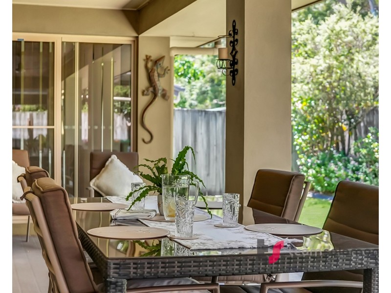 49 Aqua Crescent, Redland Bay QLD 4165