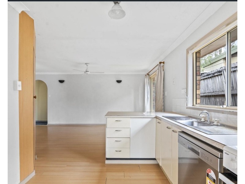 96 MacKellar Drive, Boronia Heights QLD 4124