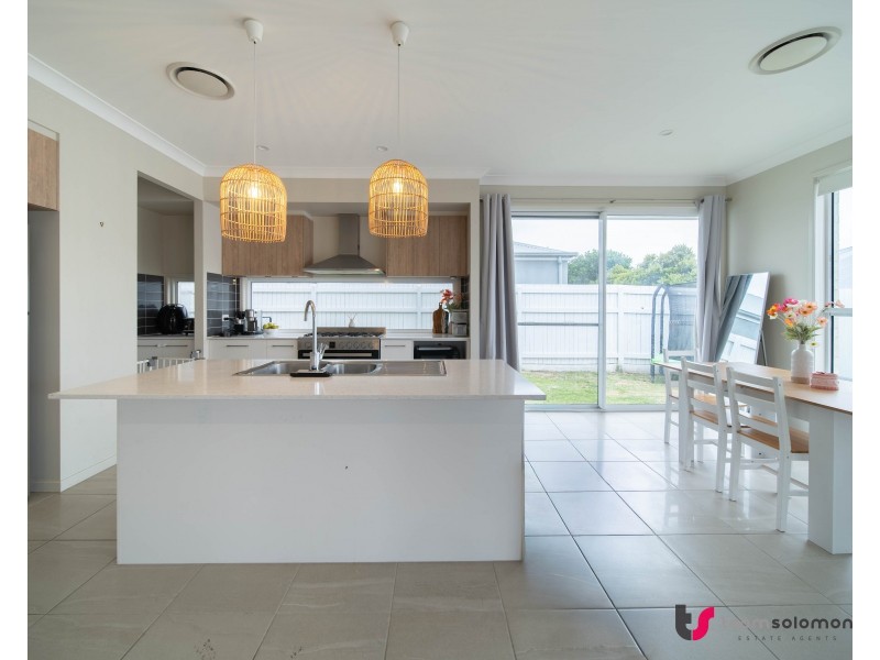 35 Tambor Crs, Pallara QLD 4110