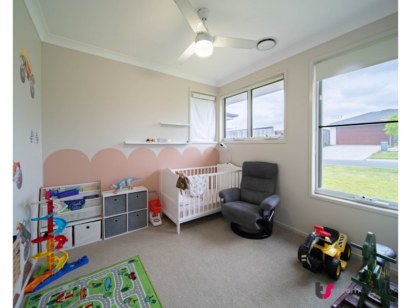 35 Tambor Crs, Pallara QLD 4110