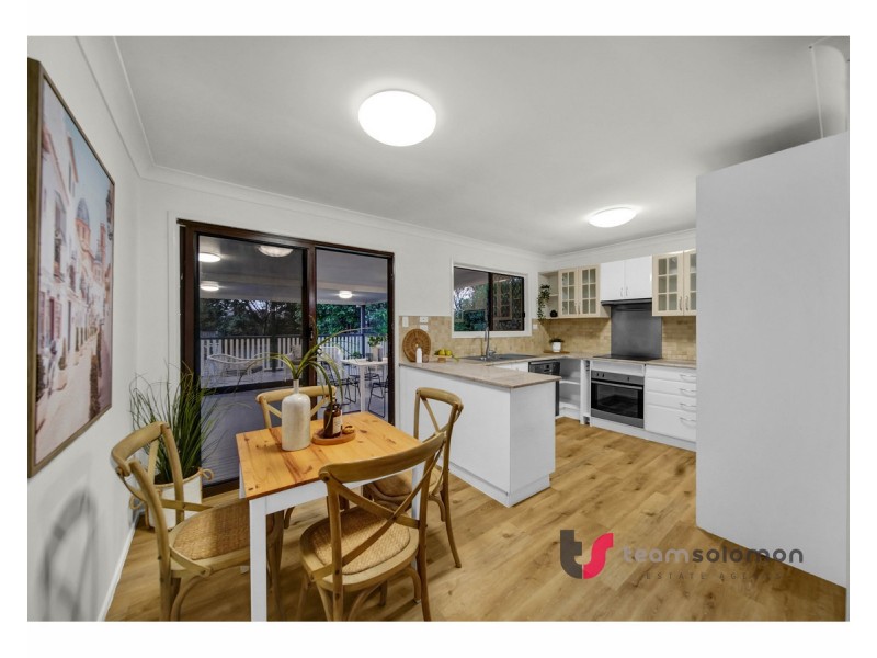 8a Bovingdon Street, Birkdale QLD 4159