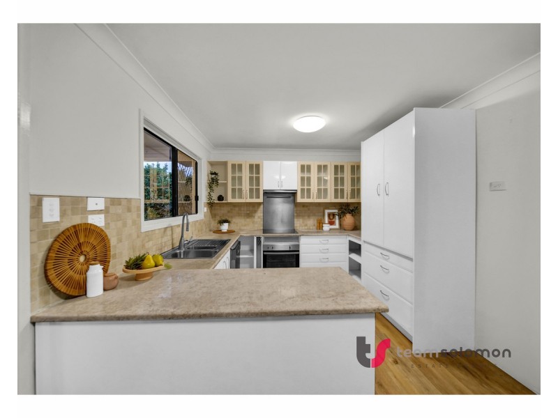 8a Bovingdon Street, Birkdale QLD 4159