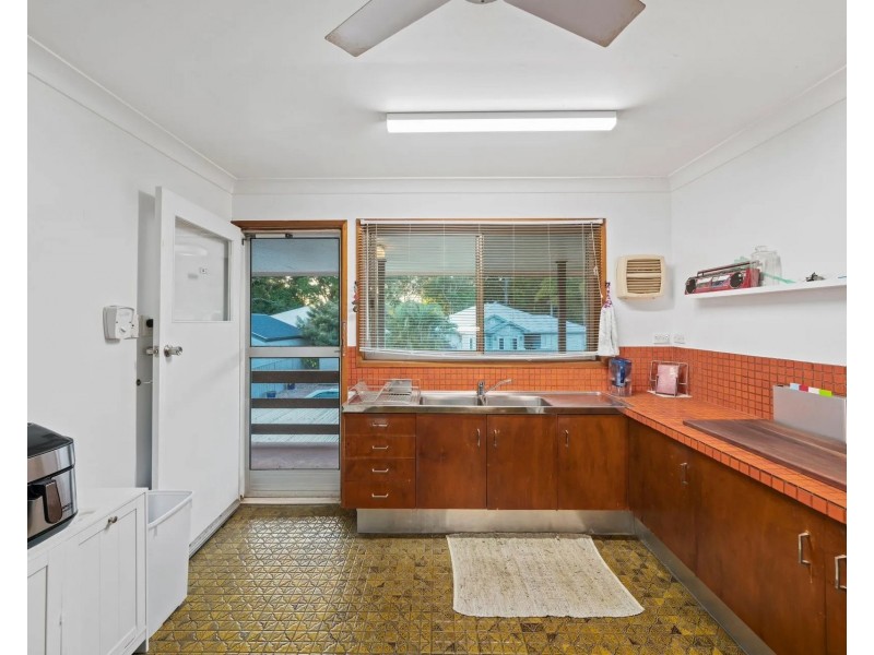 95 Main Street, Redland Bay QLD 4165