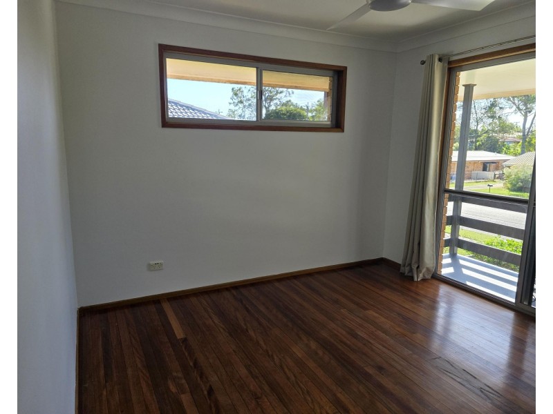 95 Main Street, Redland Bay QLD 4165